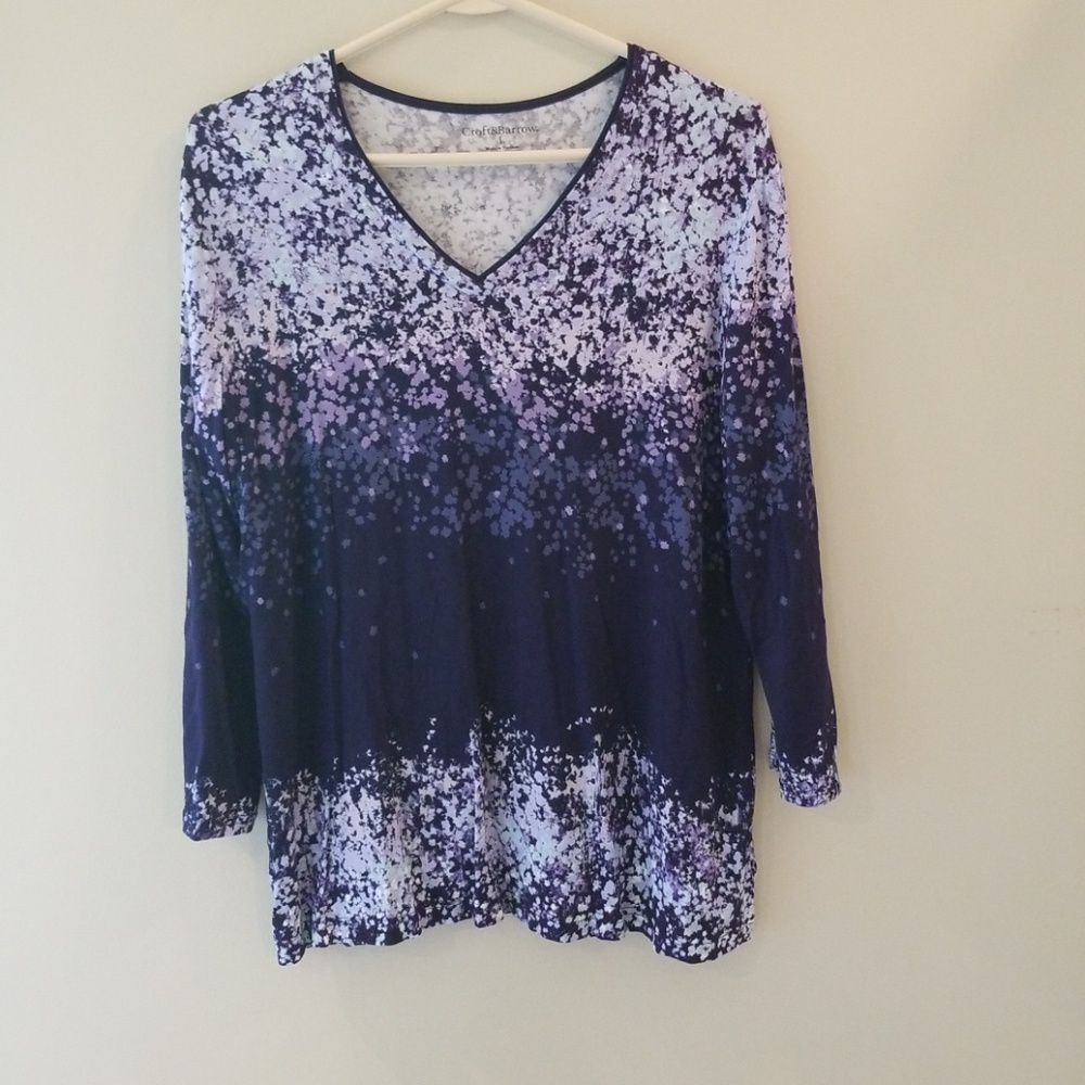 3/4 sleeve v neck top